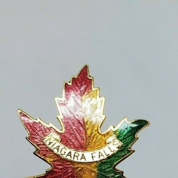 Niagara Falls G.M.B Leaf Pin - Collectible Souvenir Pin - Picture 7 of 9